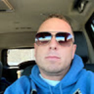 Meet your Posher, Dustin